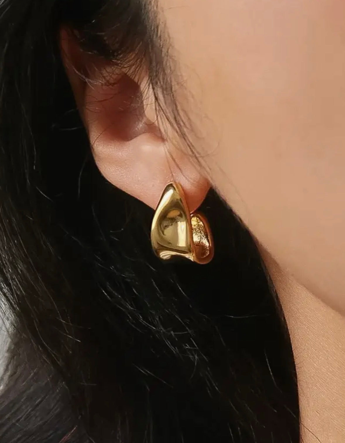 18K Waved Hoop Earrings