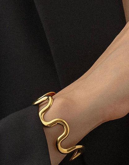 18k Wave Bold Statement Bracelet